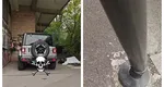 Viralul zilei. Cel mai ingenios şofer din Bucureşti. A tăiat un stâlpişor şi i-a montat balama pentru a parca gratis pe trotuar