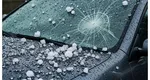 Prăpăd după codul roşu de caniculă. Furtună violentă cu vijelii şi căderi masive de grindină