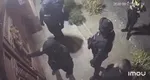 S-a întâmplat din nou! Mascaţii au greşit adresa şi au trezit din somn pe cineva nevinovat VIDEO
