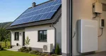 Bani pentru panouri fotovoltaice și baterii. Cine poate beneficia de finanțare