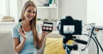 Cât costă să devii influencer sau astrolog cu diplomă. Cele mai căutate profesii alternative