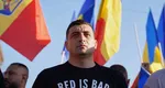 AUR propune amenzi de până la 10.000 de lei pentru oficialii care refuză să sărute drapelul de Ziua Drapelului. UDMR se împotrivește: „În comunism, partidul-stat stabilea cum să sărbătorim, la ce să ne uităm și când să aplaudăm”