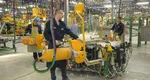 Ce venituri au muncitorii uzinelor Lada. Care este diferența față de salariile din industria auto europeană