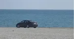 Şoferul care a intrat cu maşina pe plaja Cap Aurora a fost amendat cu 10.000 de lei