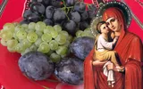 Sfânta Maria 2022, cea mai mare sărbătoare a verii. Ce se împarte pe 15 august pentru spor şi sănătate