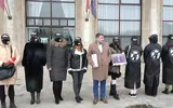 Jurnalişti din Republica Moldova protestează la Bucureşti faţă de închiderea mai multor posturi tv: „Nu este metodă european. Nu ştiu de ce merg pe maniera lui Putin de a suspenda licenţele şi a închide posturile”