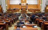 Ce salarii şi beneficii au parlamentarii români. Totalul poate ajunge si la peste 5.000 de euro pe lună