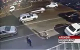 Bătaie în centrul Bucureștiului. Un șofer a fost reținut după ce a atacat cu bâta un alt bărbat după o șicanare în trafic