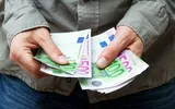Menajerele, bonele și asistentele familiale pot beneficia de pensie în Italia, dacă au contribuit timp de minimum cinci ani