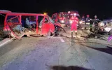 Accident îngrozitor pe DN 13, în Brașov. Un autoturism și un microbuz s-au ciocnit, sunt șapte victime