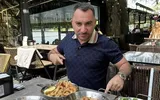 Noi detalii ies la iveală despre Pescobar. Afaceristul este dator vândut băncii, fiind executat silit. Care este, de fapt, realitatea din spatele pozelor cu mașinile de lux