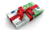 Al 13-lea salariu se acordă între 13 şi 15 decembrie. Câţi bani intră pe card înainte de Crăciun