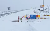 Avertisment pentru şoferi: gheaţă şi ninsori pe Transalpina la final de primăvară. DN 67C a fost închis între Rânca şi Obârşia Lotrului VIDEO