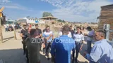 Scandal cu poliţişti şi jandarmi în Vama Veche. Încă un bar de pe plajă a fost demolat