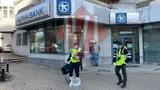 O femeie din Iași a încercat să jefuiască o sucursală Alpha Bank, înarmată cu o foarfecă