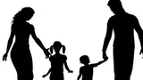 Românii care au cel puțin doi copii vor primi un salariu în plus. Măsura vrea să combată declinul demografic din România