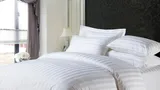 Cum să faci ca lenjeria de pat să miroasă frumos. Trucul folosite de marile hoteluri