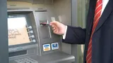 Ce se întâmplă dacă apeși de două ori acest buton la bancomat. Trucul cunoscut doar de programatoria