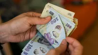 Salariul real al românilor a cunoscut cea mai mare scădere de la reducerile salariale ale fostului premier Emil Boc