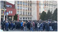 A treia zi de proteste la sediul CEO. 1.500 de oameni rămân fără un loc de muncă înainte de Paște