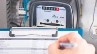 Un furnizor de energie a rămas fără licență de la ANRE. Ce se întâmplă cu clienții