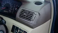 Butonul din mașină pe care puțini șoferi știu să-l folosească. Poate provoca probleme dacă nu este utilizat corect