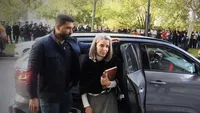 Cristela vinde maşinile familiei pentru a avea bani de coşul zilnic. „Dumnezeu ne ţine pe toţi” nu mai funcţionează după arestarea lui Călin Georgescu