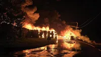 Incendiu la o staţie de sortare-reciclare deşeuri din apropierea municipiului Sibiu A fost emis mesaj RO-Alert FOTO şi VIDEO