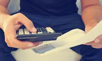 Salariul minim brut pe economie crește la 4.325 lei de la 1 iulie. Majorarea este de 275 de lei