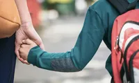 Pedepse mai dure pentru părinții care își pun copiii în pericol sub influența alcoolului sau a drogurilor