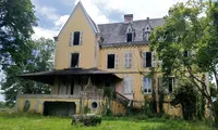 Un antreprenor român a dat lovitura în Franța. A cumpărat o clădire istorică și vrea să o transforme într-un hotel butic. Beniamin Gonţ: „Preţul a fost unul foarte tentant”