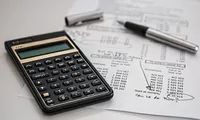 Datoriile firmelor către stat au ajuns la 77,6 miliarde de lei. Bucureștiul concentrează peste 41% din restanțe