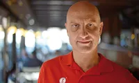 Ce salarii au angajații restaurantelor City Grill din Capitală. Cu cât îi plătește Dragos Petrescu de la Imperiul Leilor
