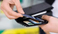 Peste 28 de milioane de carduri erau active în România la final de 2025, potrivit datelor BNR