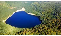 Lacul din România cu cea mai pură apă. Poate curăța păcatele și are puteri vindecătoare