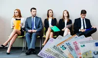 Românii, codași în Europa la plata pe ora de muncă. Câți bani iau angajații din străinătate