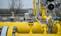 Producția de gaze a României scade ușor, importurile cresc puternic în 2026, dar prognozele indică o inversare a trendului