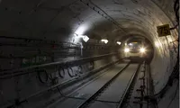 Panică la metrou în București: Vagon plin de fum pe Magistrala 2