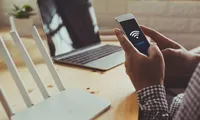 ANCOM: Internetul fix crește mult mai rapid la sate decât în orașe. Conexiunile din mediul rural au avansat cu 6% într-un an