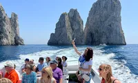 Capri limitează grupurile turistice pentru a combate supraaglomerarea