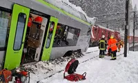 Elveția: Mai multe persoane rănite după ce o avalanșă a provocat deraiarea unui tren în Alpi