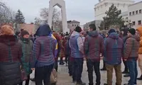 Protest al angajaților combinatului siderurgic de la Galați: peste 100 de persoane nemulțumite că nu și-au primit salariile din octombrie