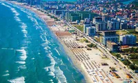 Litoralul românesc, de 1 Mai: patronatele estimează o scădere de 30% a numărului de turiști