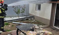 Deflagrație într-o locuință din Brăila: Bărbat în stare gravă după o explozie de la butelie