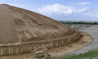 Un mormânt monumental legat de numele lui Alexandru cel Mare a fost dezvăluit de autoritățile grecești