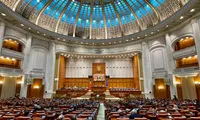 Parlamentul se reunește în sesiune extraordinară pentru adoptarea unor proiecte din PNRR, inclusiv acordul SAFE