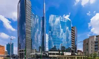 UniCredit raportează profit trimestrial record și își intensifică ofensiva pentru preluarea Commerzbank