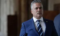 Guvernul Veștea pregătește reforme în energie. Profiturile companiilor de stat, direcționate către investiții