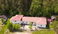 „Cămașa îngropată” din Mânzălești: Ia salvată din război și păstrată aproape 100 de ani în pământ