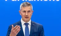 Dan Barna, europarlamentarul USR, audiat la DNA în dosarul achizițiilor de vaccinuri anti-COVID